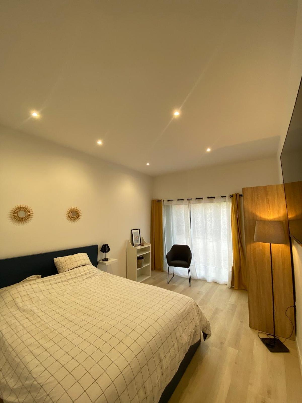 Studio En Provence Avec Piscine La Barben Exteriér fotografie